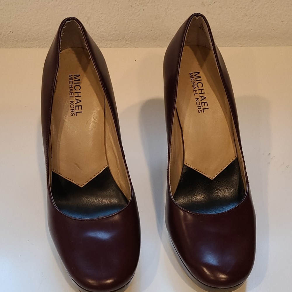 π MICHAEL Michael Kors Size 6.5M π - Picture 2 of 7